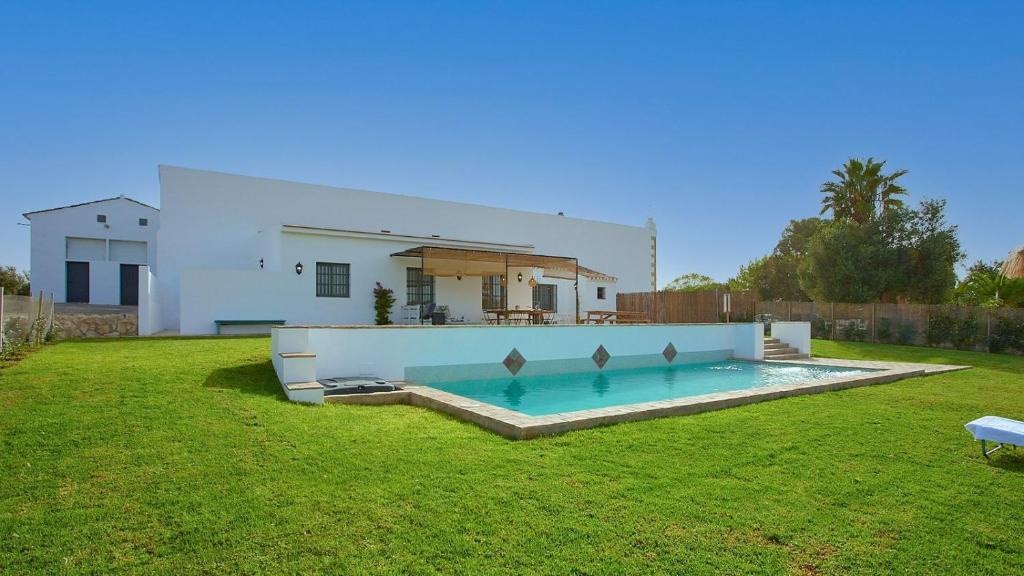 Jerez de la Frontera House | Casa Rural Viña Romanito Jerez de la Frontera by Ruralidays