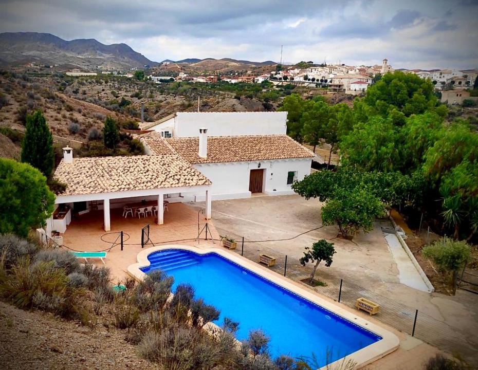 Taberno House | Casa Teatro RAÍCES