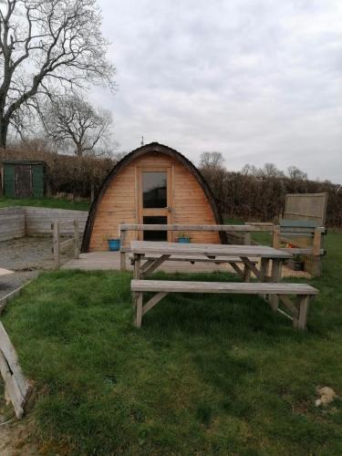 Tirabad Cabin | Castle View Glamping - 2 Cefn