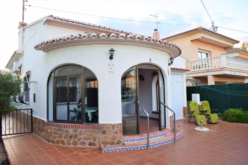 Oliva Ski Chalet | Chalet Playa Pau Pi CH325