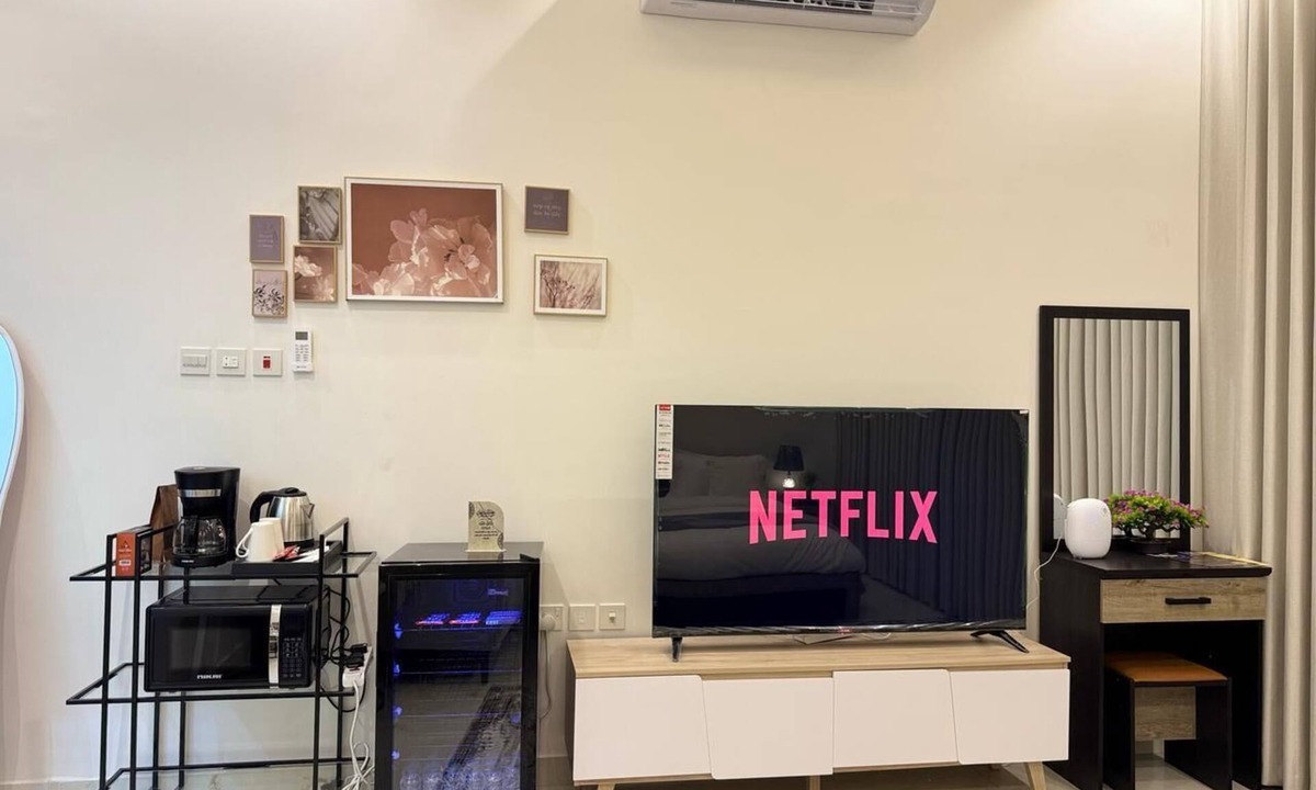 Riyadh Apartment | Chic 1-bedroom apartment with AC, WiFi in brilliant Riyadh