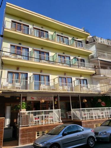 Ses Cadenes Hostel | Das Hostal