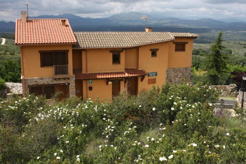 Berzosa del Lozoya Apartment | El Esguízaro