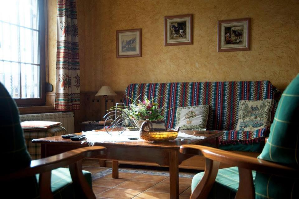 Navarredonda de Gredos House | EL MESÓN DE GREDOS