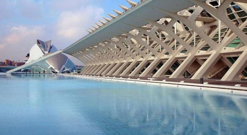 Ciutat de les Arts i les Ciencies Apartment | 75 m² Apartment ∙ 2 bedrooms ∙ 127 guests