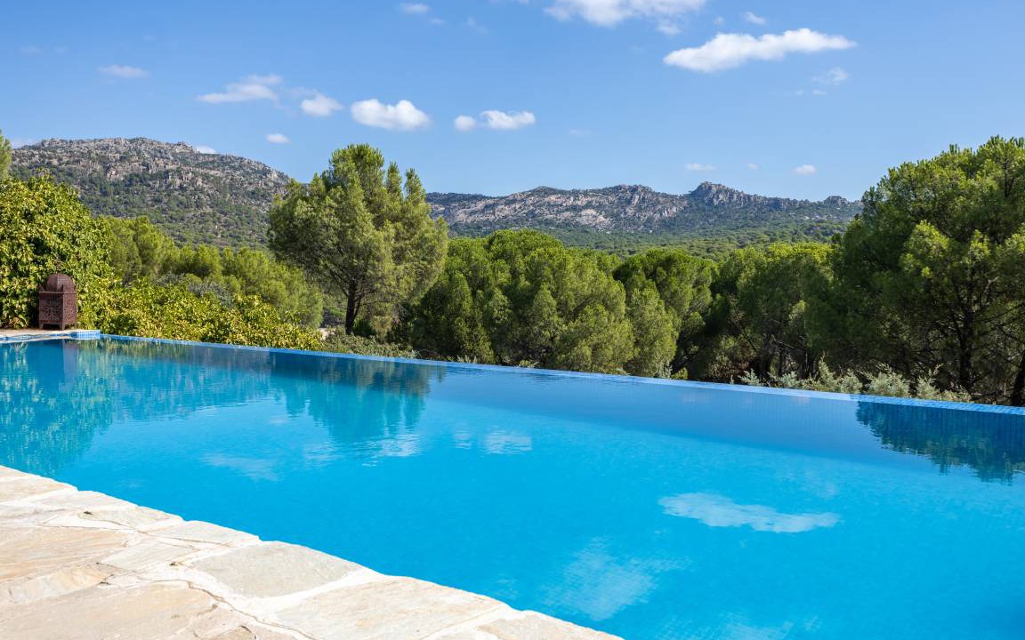San Martin de Valdeiglesias Ski Chalet | 150 m² Chalet ∙ 4 bedrooms ∙ 8 guests