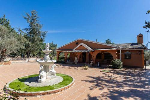 San Martin de Valdeiglesias Villa | 180 m² Villa ∙ 5 bedrooms ∙ 14 guests