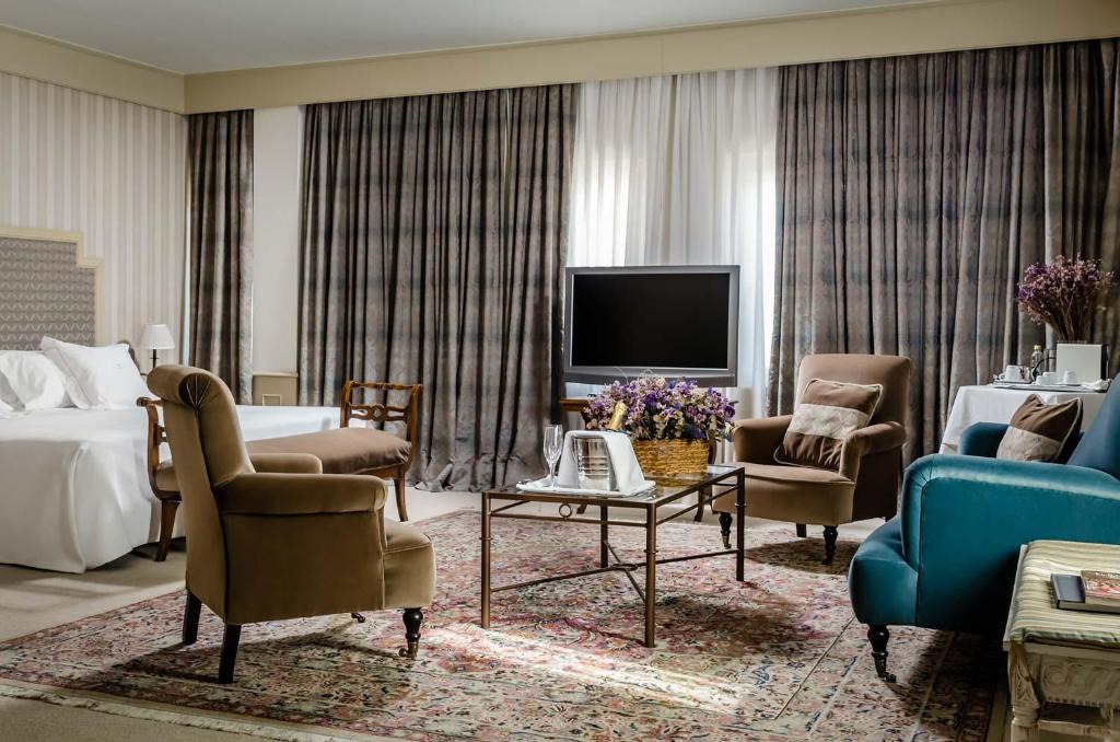 Gran Hotel | Pamplona City Centre