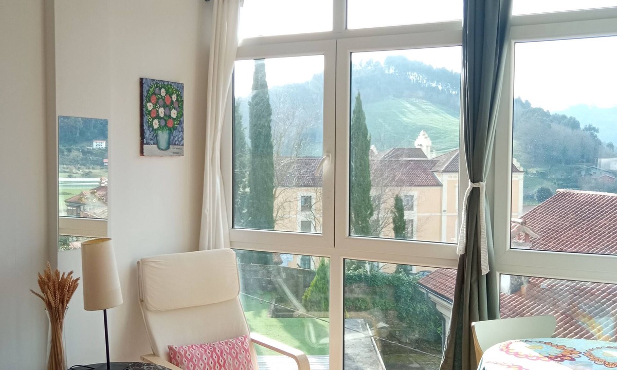 Limpias Apartment | Helle Ferienwohnung in Limpias, Cantabrien mit Schöne Aussicht