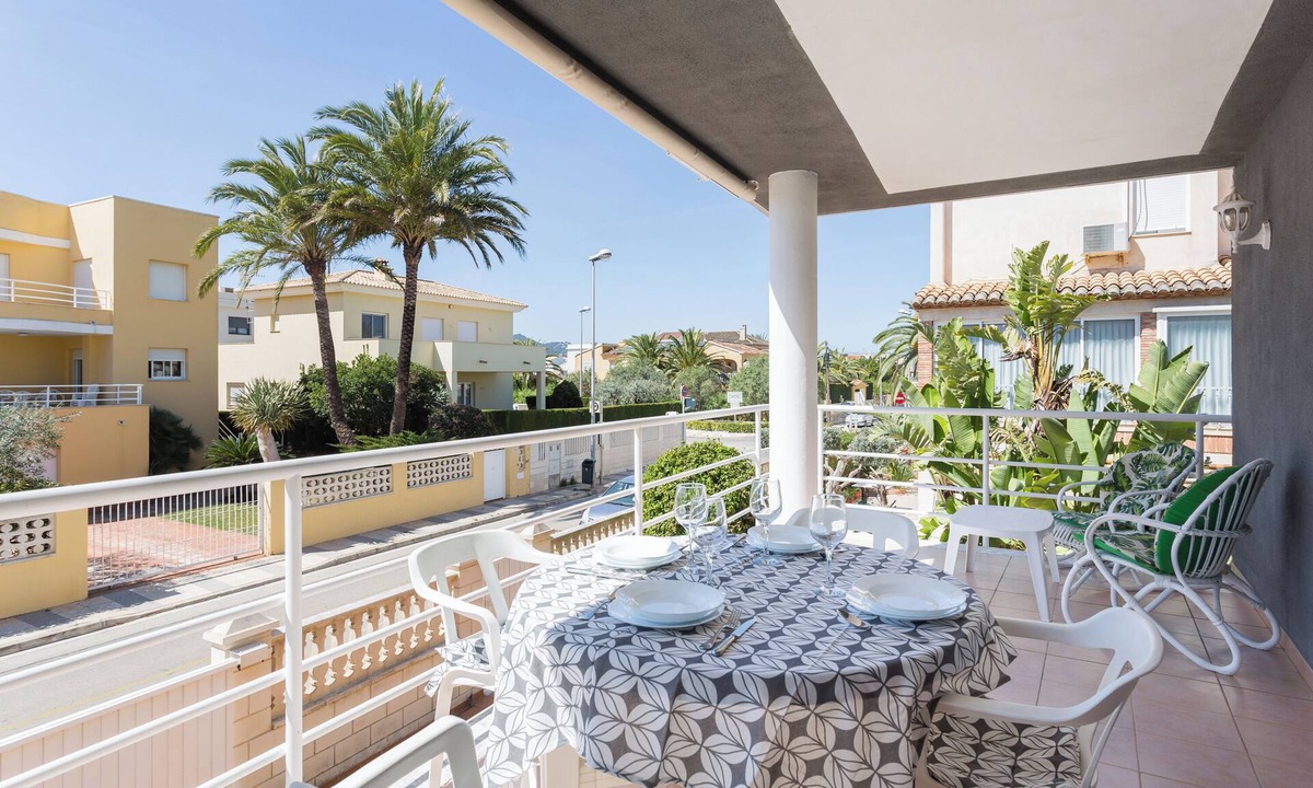 Oliva House | Holiday Home "Carmen" with Sea View, Terraces & Wi-Fi