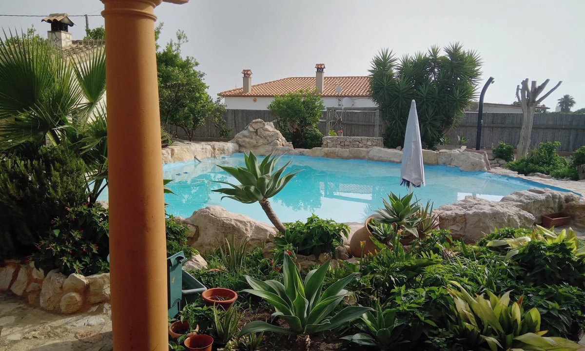 Oliva House | Homerez - House in Oliva with pool