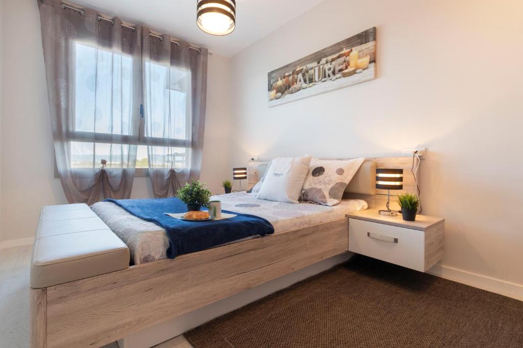 La Pineda Apartment | Homes & Go Los Olivos II