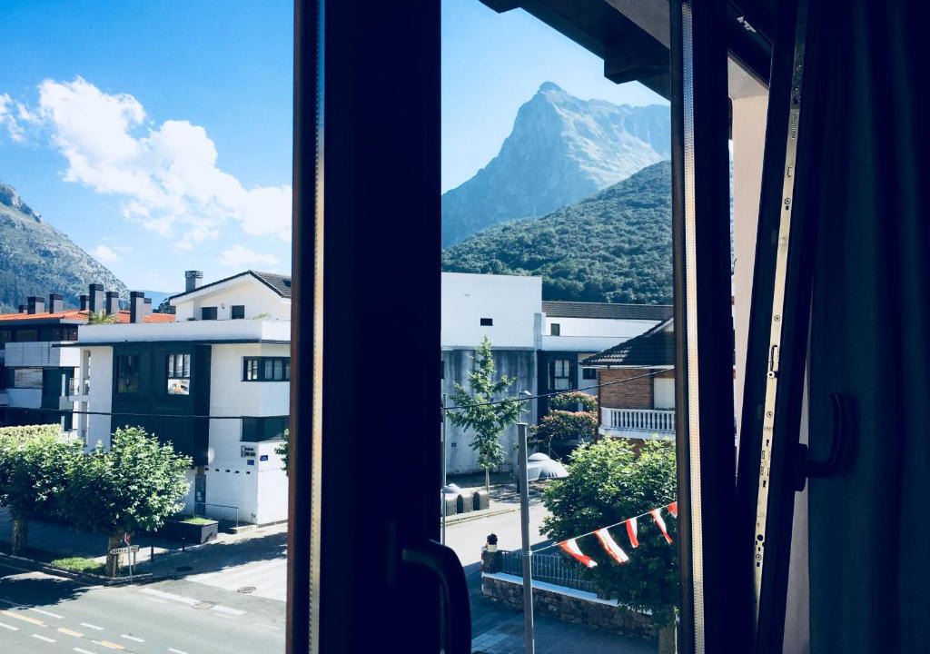 Ramales de la Victoria Hotel | Hotel Río Asón