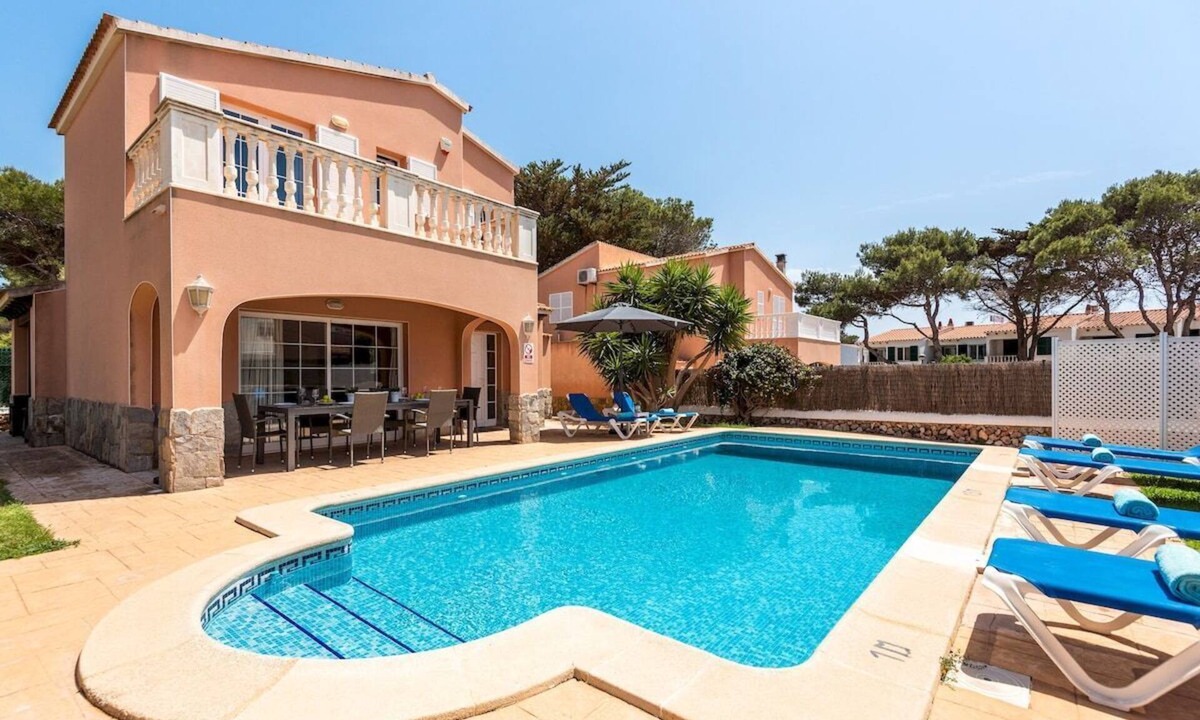 Cala en Blanes Villa | Itsasalde 3 bedroom villa, Cala'n Blanes