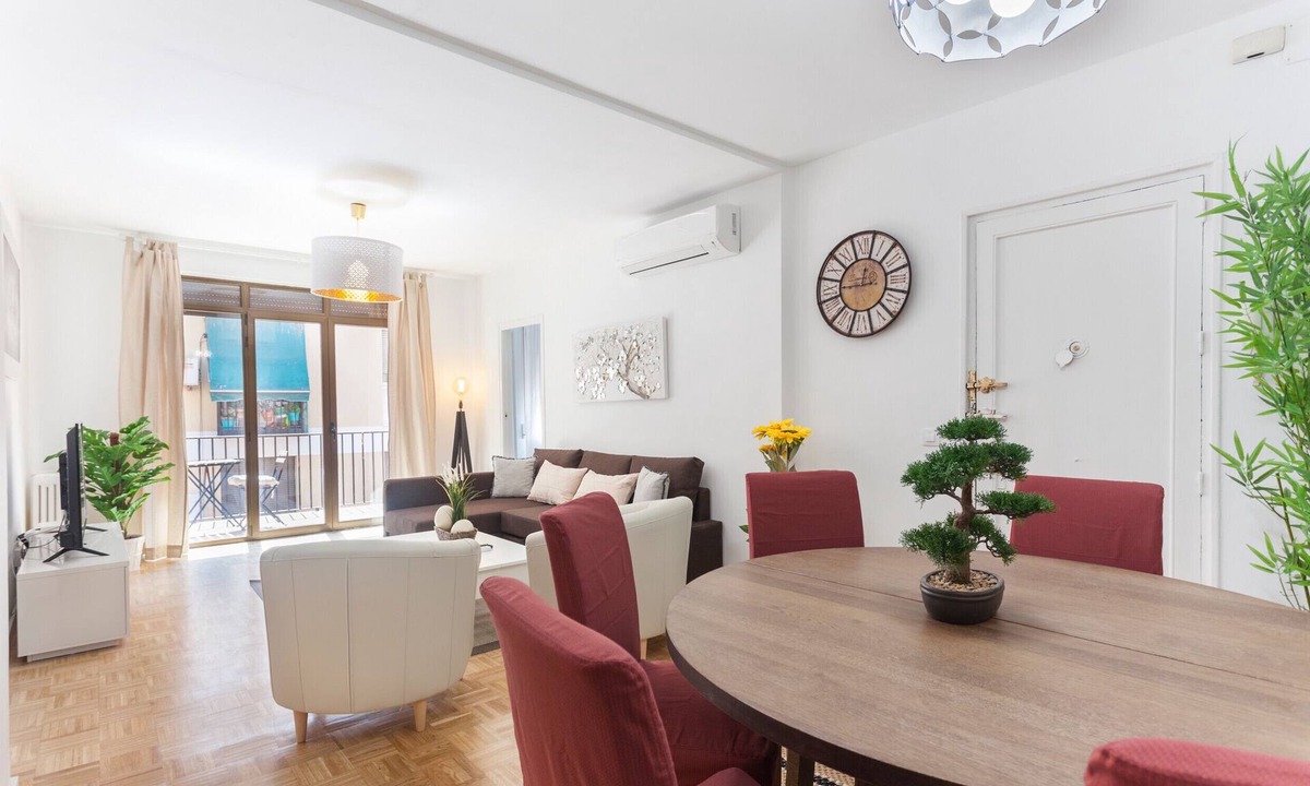 Embajadores Apartment | Latina Terrace VI apartment in Madrid