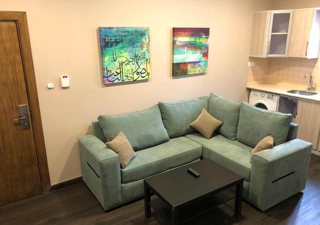 Sari Street Apartment | Loren Suites