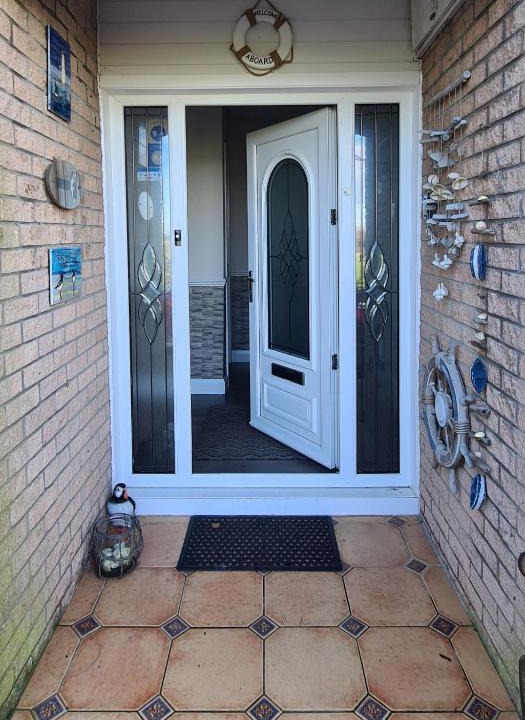 Plean Bed & Breakfast | Lowefield B&B