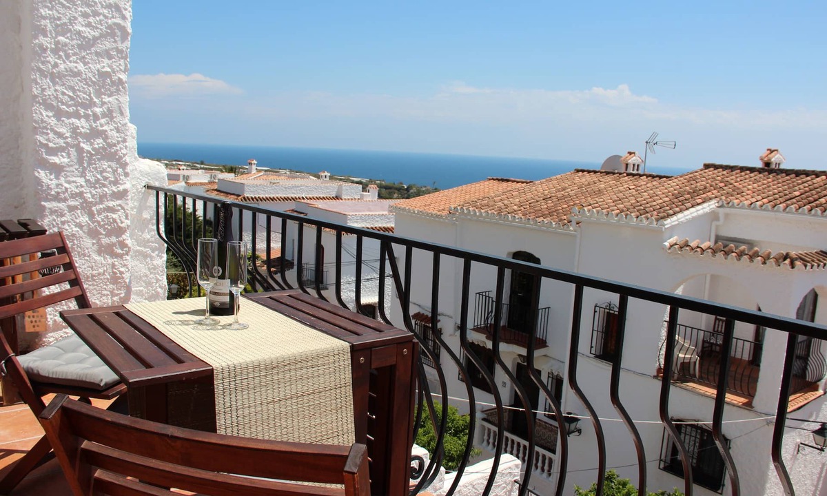 Nerja Apartment | Luxurious penthouse flat with sea view