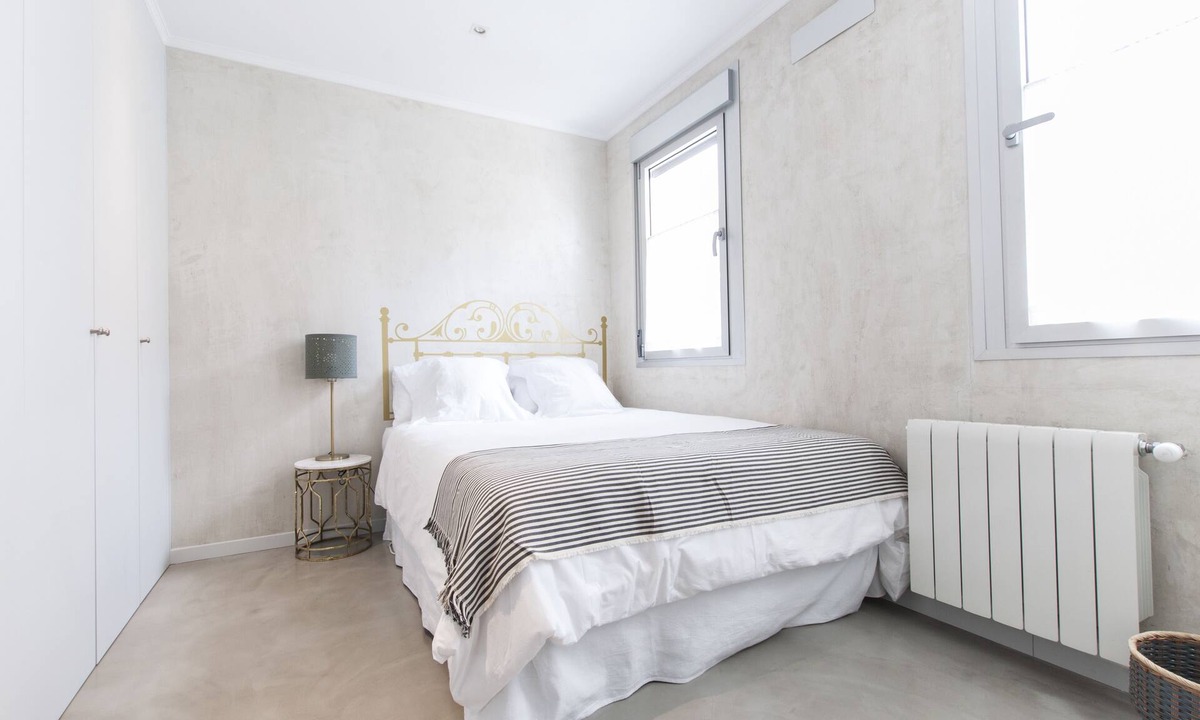 Palos de la Frontera Apartment | Luxury & exclusive apartment Reina Sofia in Atocha Madrid center