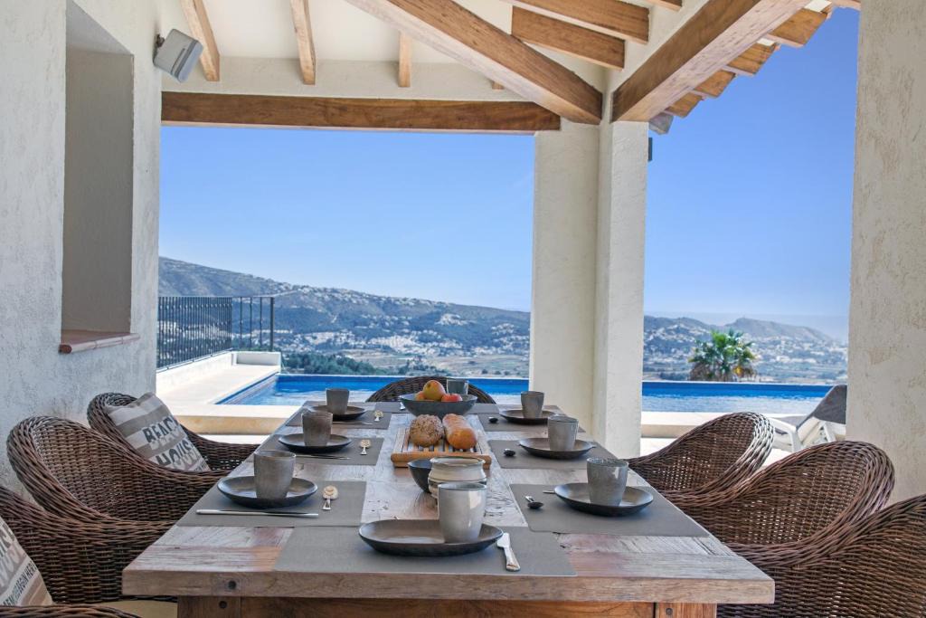 Teulada Villa | Luxury Villa with panoramic views over Moraira