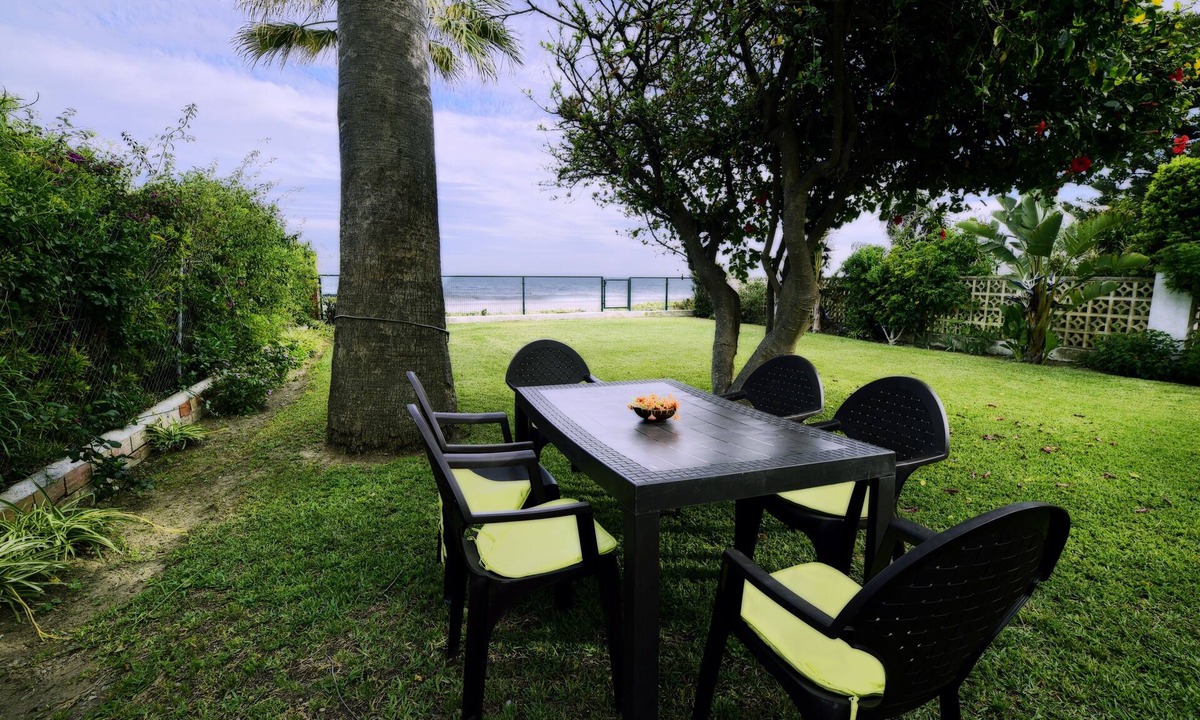 Velez-Malaga Ski Chalet | Málaga Playa, near Benajarafe