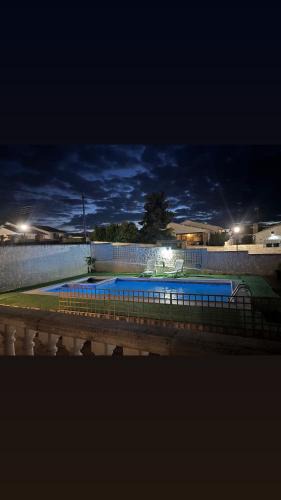 Aldea del Fresno Ski Chalet | Magnífico chalet con piscina privada y vistas impresionantes