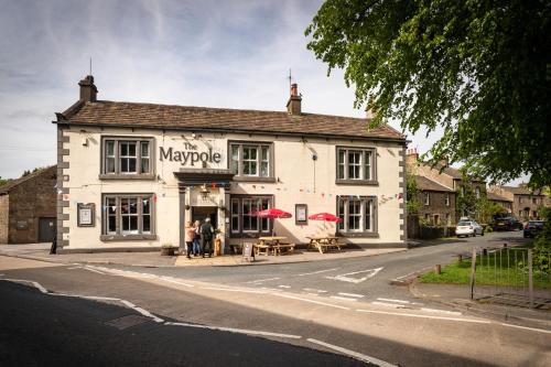 Long Preston Bed & Breakfast | Maypole Inn