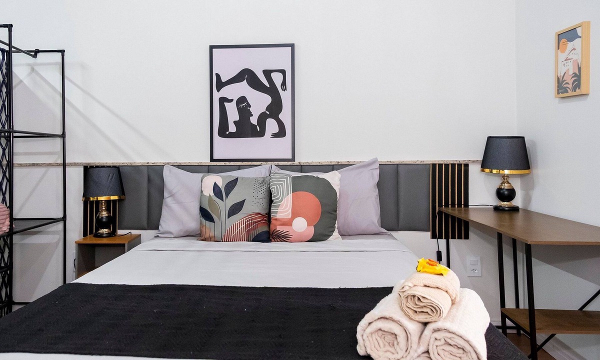 Gloria Apartment | Modern and functional studio apartment near Garoto