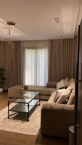 Sari Street Apartment | Modern Apartment In Ar Arawdah