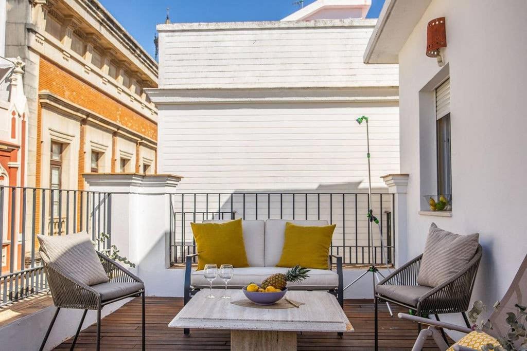 Santa Catalina Apartment | Next to the Mushrooms, very bright penthouse.