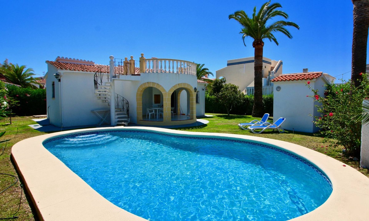 Almadrava | Almadrava Beach