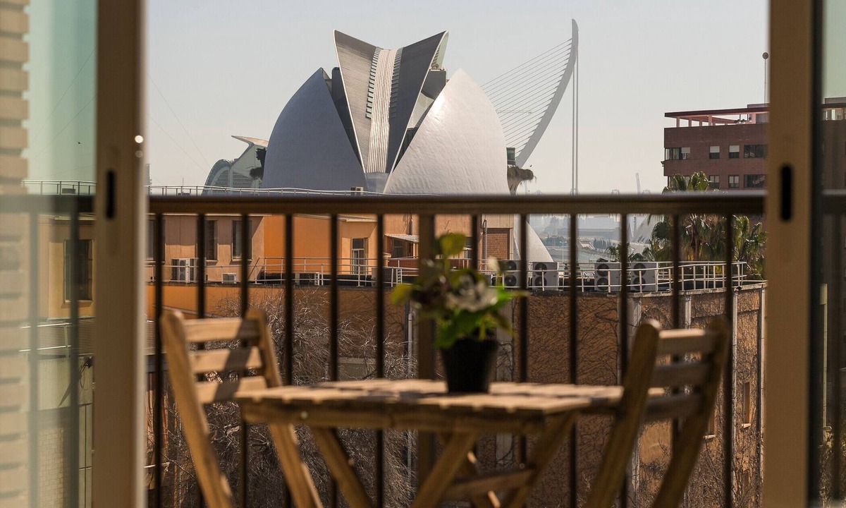 Montolivet Apartment | Opera Views. WiFi+Air conditioning + balcony