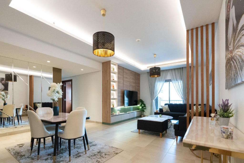Jeddah Apartment | Pool View 2-Bedroom Apartment