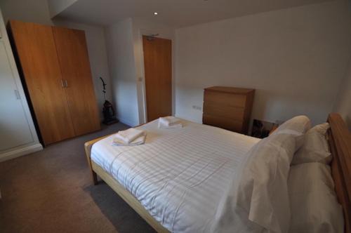 Hull Old Town Apartment | Princes Dock Chambers 9