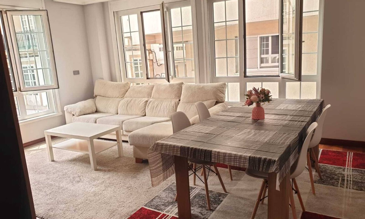 La Coruna Old Town Condo | Se Alquila Precioso Piso Moderno y Funcional en Pleno Centro de A Coruña