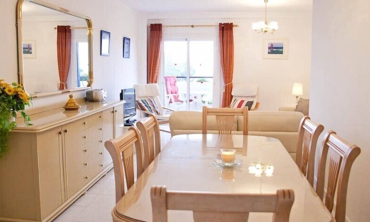 Sitio de Calahonda Apartment | Spacious, sunny, seaview apartment set in lush gardens full size 25m pool