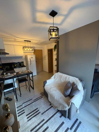 Centro Apartment | Studio completo com charme em ótima localização!
