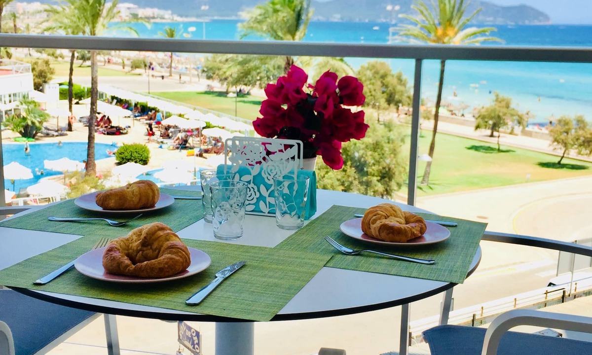 Sant Llorenc des Cardassar Apartment | SUPER !! SA MANIGA Excl. Beautiful apartment, right on the beach incl. WIRELESS INTERNET ACCESS