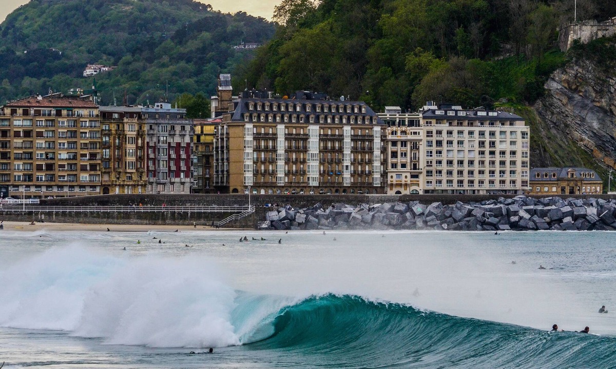 Gros Hostel | Surfing Etxea - Hostel