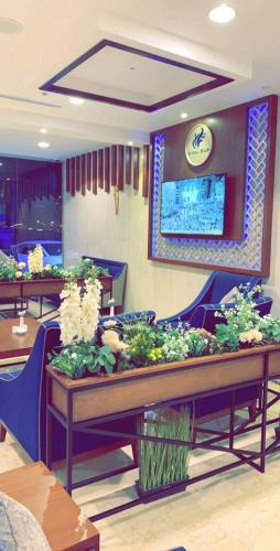 Al Wahah Hotel | Swiss Blue -Al Samer