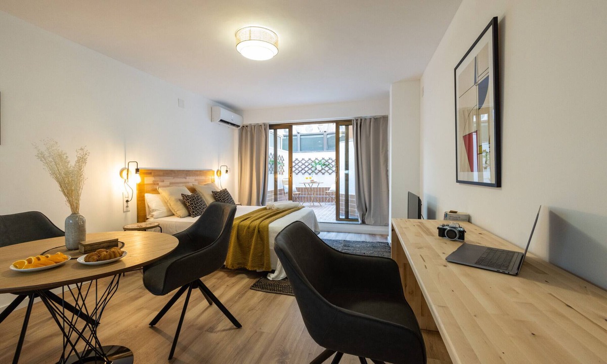 Sant Francesc Apartment | The Apolo Loft in Downtown by Florit Flats