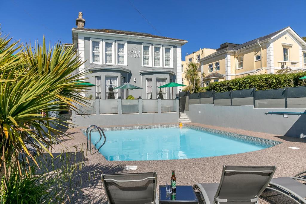 Torquay City Centre Hotel | The Devon Court