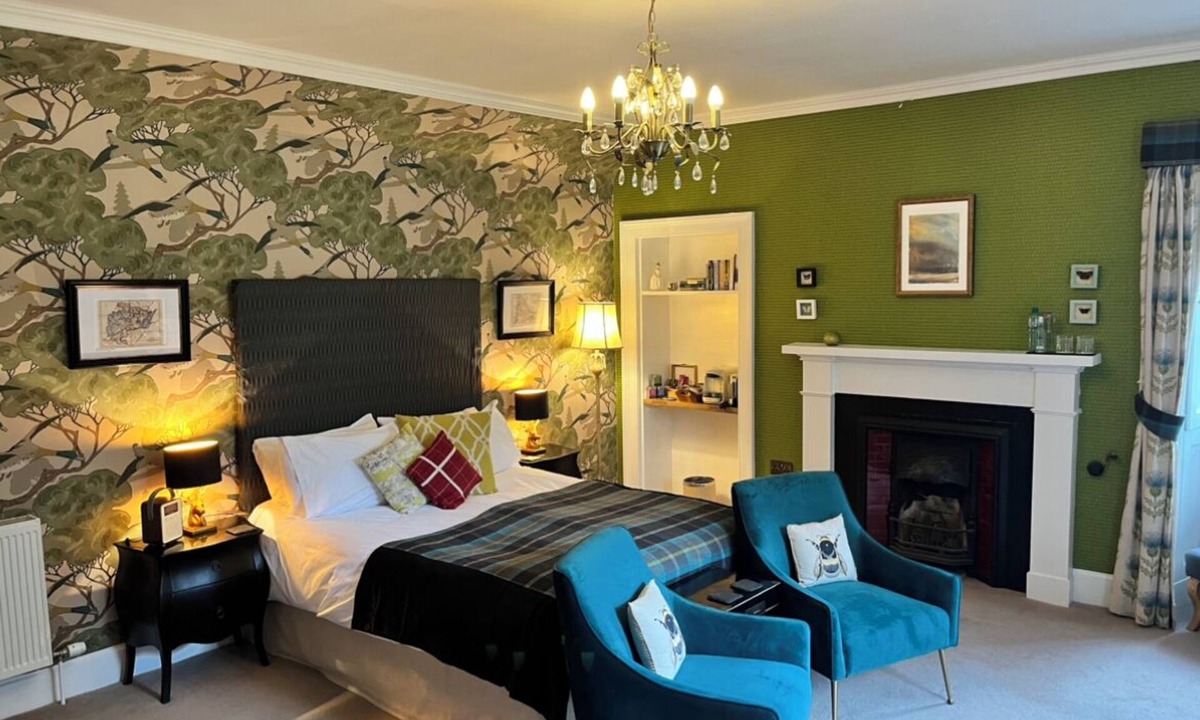 Cromarty Bed & Breakfast | The Factor's House