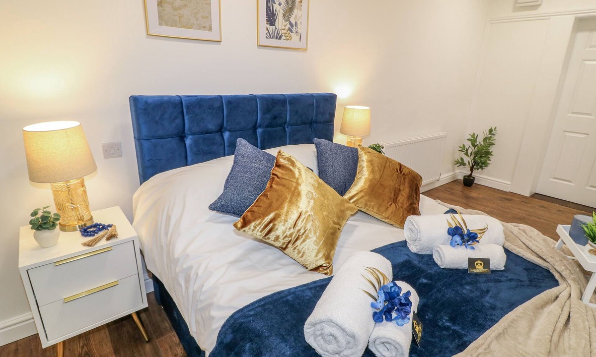 Peterborough Cottage | Two