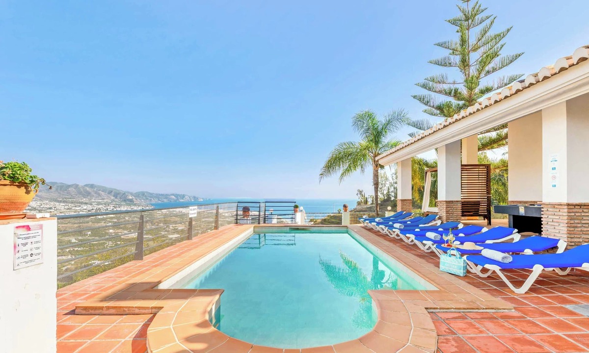 Villa Alcahuey | Torrox