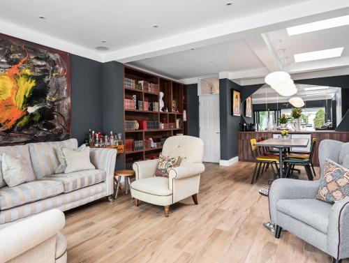 Windsor City Centre House | Windsorian Experience