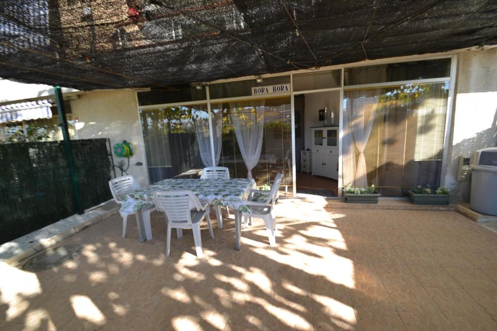 La Pineda Apartment | WVP - TIRRENO