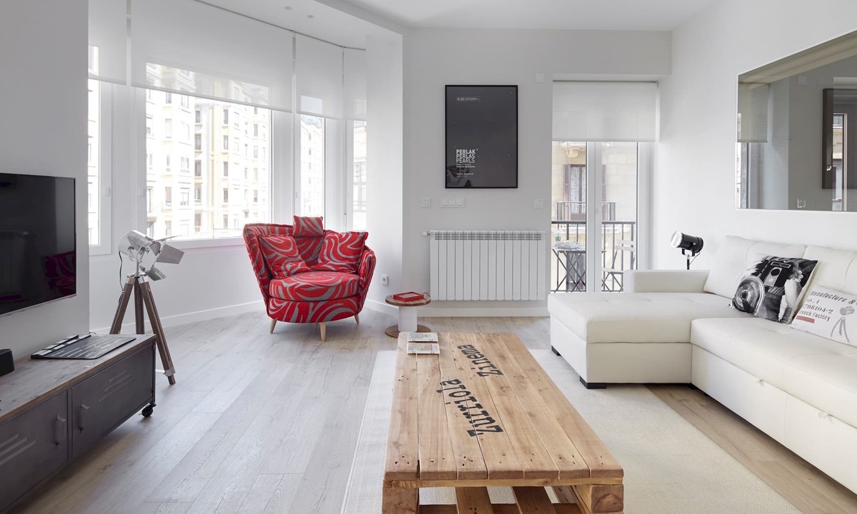 Gros Apartment | Zurriola Zinema by FeelFree Rentals