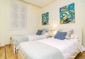 150 m² Apartment ∙ 3 bedrooms ∙ 8 guests