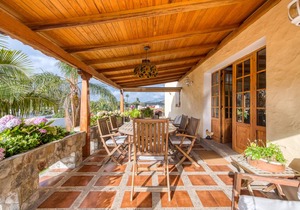 200 m² Villa ∙ 5 bedrooms ∙ 10 guests